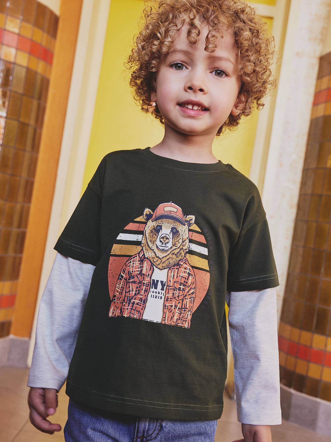 Jongensshirt met dubbele mouwen kaki afbeelding
