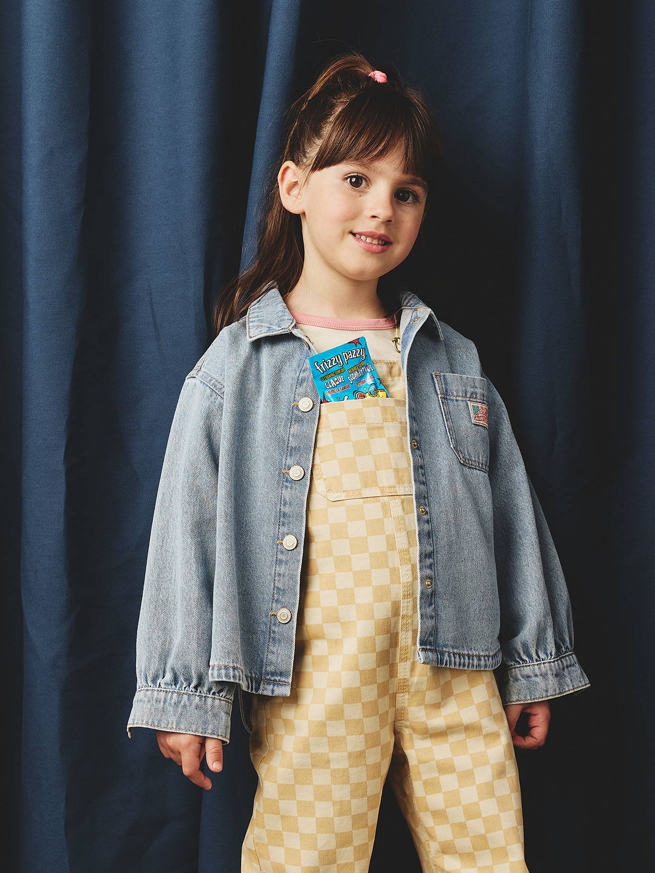 Spijkerblouse voor meisjes met losse pasvorm lichtblauw afbeelding