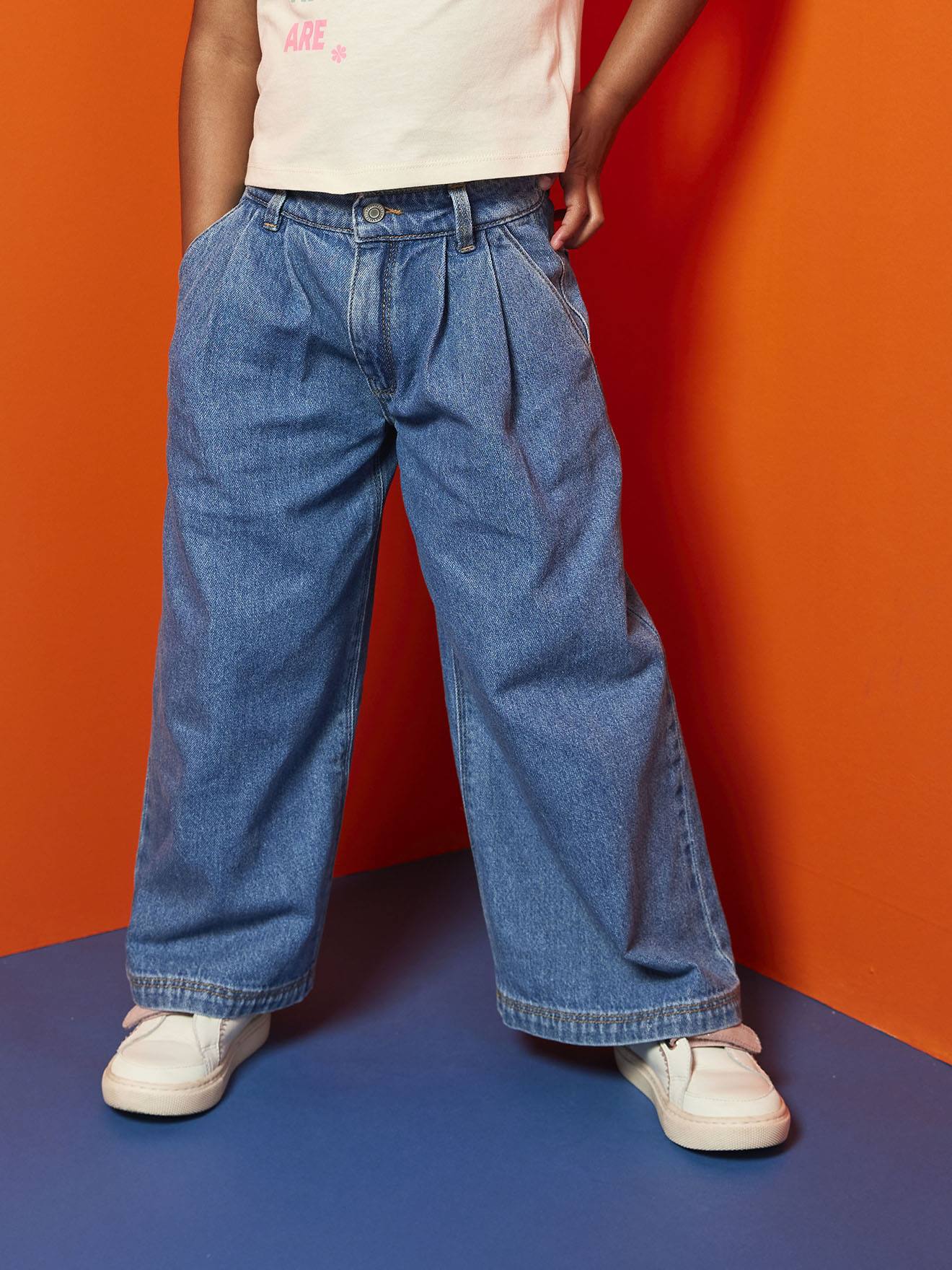 Wijde jeans met plooien voor meisjes middenblauw afbeelding