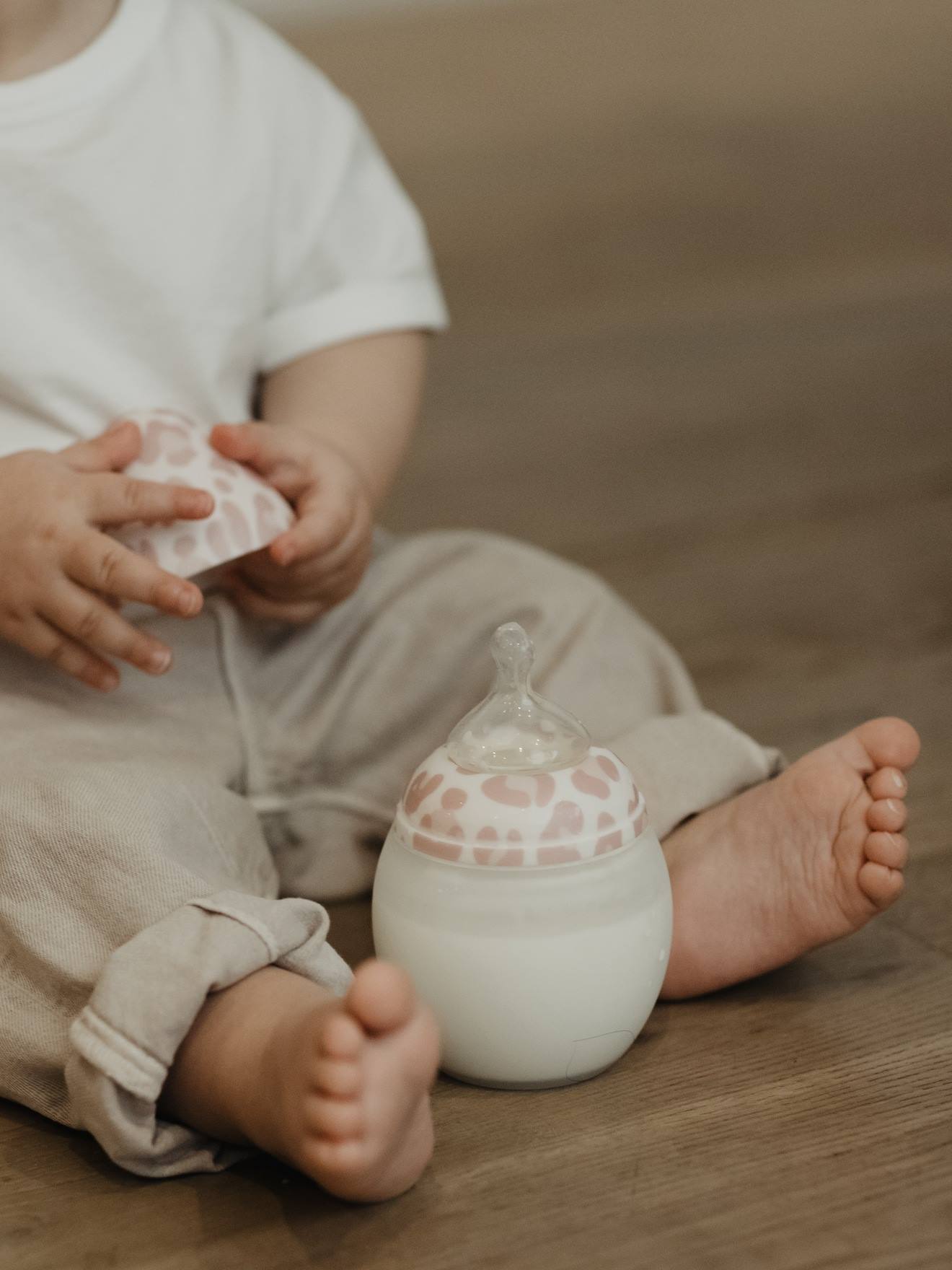 BibRond 150 ml ELHEE-fles roze, bedrukt