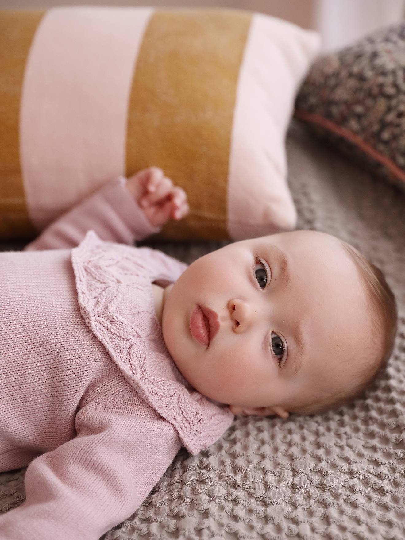 Babypakje met gebreide bloomer en panty's zachtpaars afbeelding