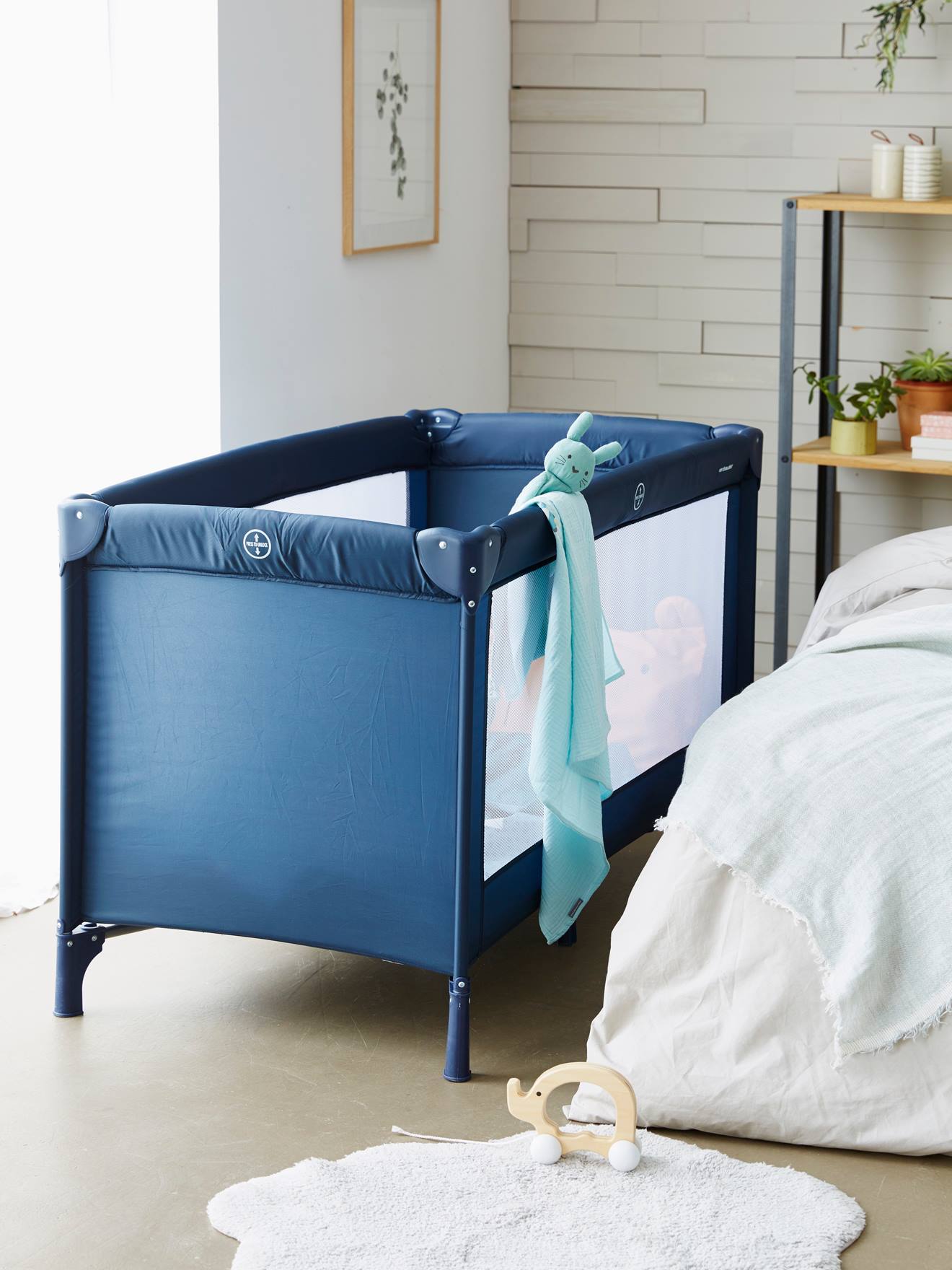 Reisbedje First'bed marineblauw