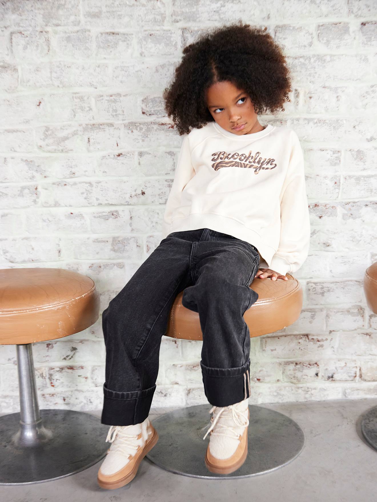 Wijde jeans met omslag voor meisjes zwart denim afbeelding